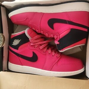 Air Jordan 1 Retro High GG size. 4.5Y